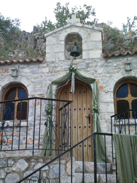 Lalloudes Seaside Accommodation Exo Nimfion Esterno foto
